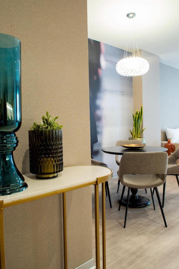 Voghe Premium Flats Aparthotel Valencia Ngoại thất bức ảnh
